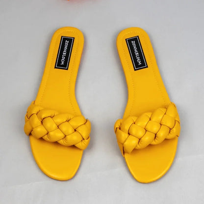 New 2025 Women Flat Outside Slippers Clearance Sale Trendy Weaving Leisure Ladies Beach Shoes Summer Soft Sole Unique Slides