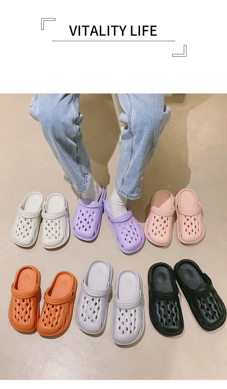 Fashion Women Slippers New Summer Slippers Outdoor Beach Slippers Classic Soft Men Garden Slippers Home Men Clogs Slippers