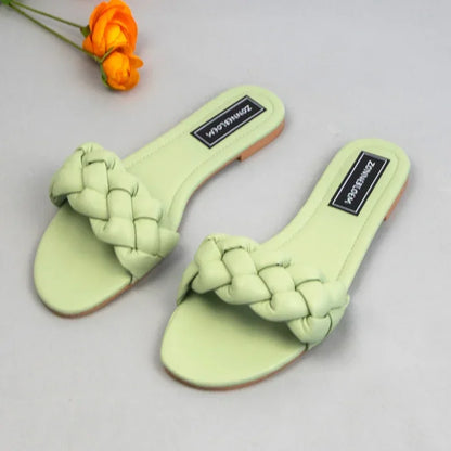 New 2025 Women Flat Outside Slippers Clearance Sale Trendy Weaving Leisure Ladies Beach Shoes Summer Soft Sole Unique Slides