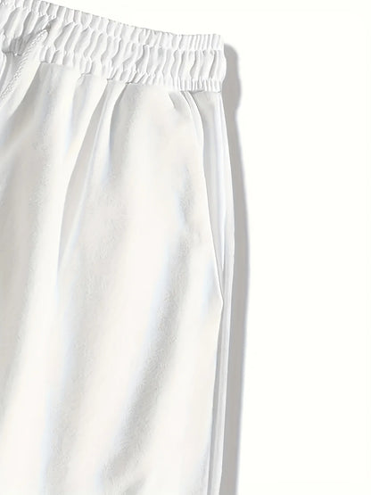 The 2025 summer new men's suit features a casual and fashionable T-shirt with a letter print pattern, short sleeves and shorts,