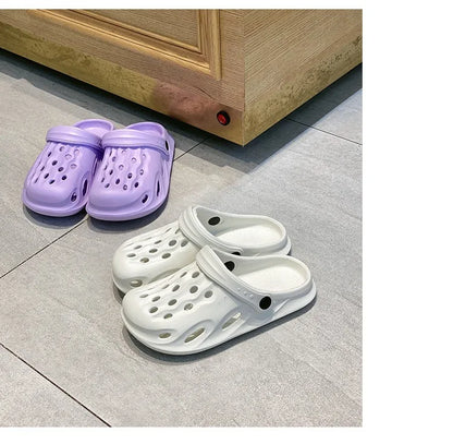 Fashion Women Slippers New Summer Slippers Outdoor Beach Slippers Classic Soft Men Garden Slippers Home Men Clogs Slippers