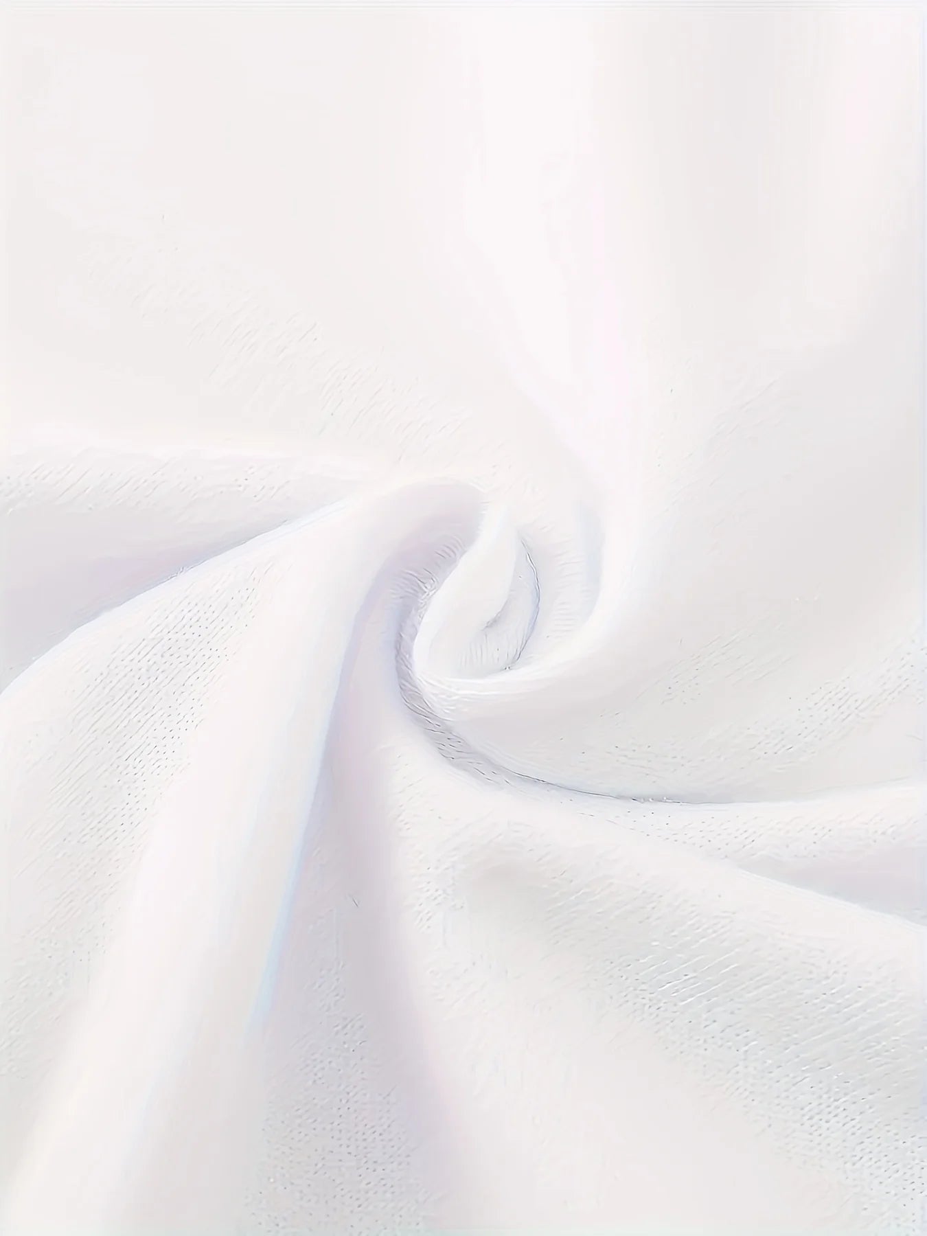 The 2025 summer new men's suit features a casual and fashionable T-shirt with a letter print pattern, short sleeves and shorts,