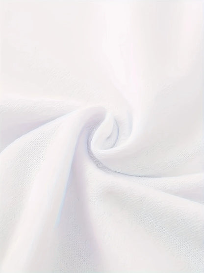 The 2025 summer new men's suit features a casual and fashionable T-shirt with a letter print pattern, short sleeves and shorts,