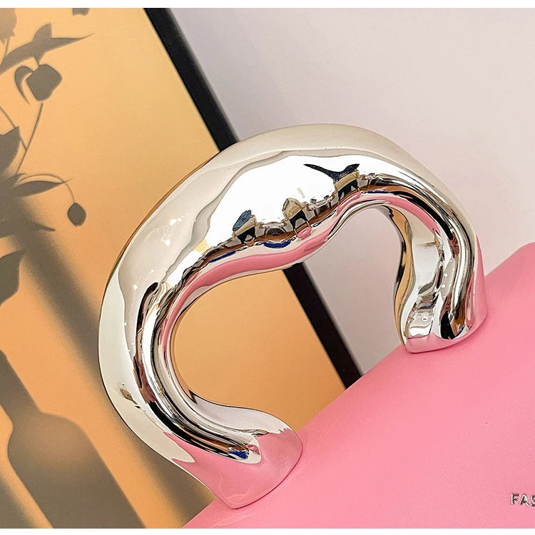 This year's popular niche design with contrasting color bags, 2023 new women's bags, versatile summer crossbody bags, mini wing