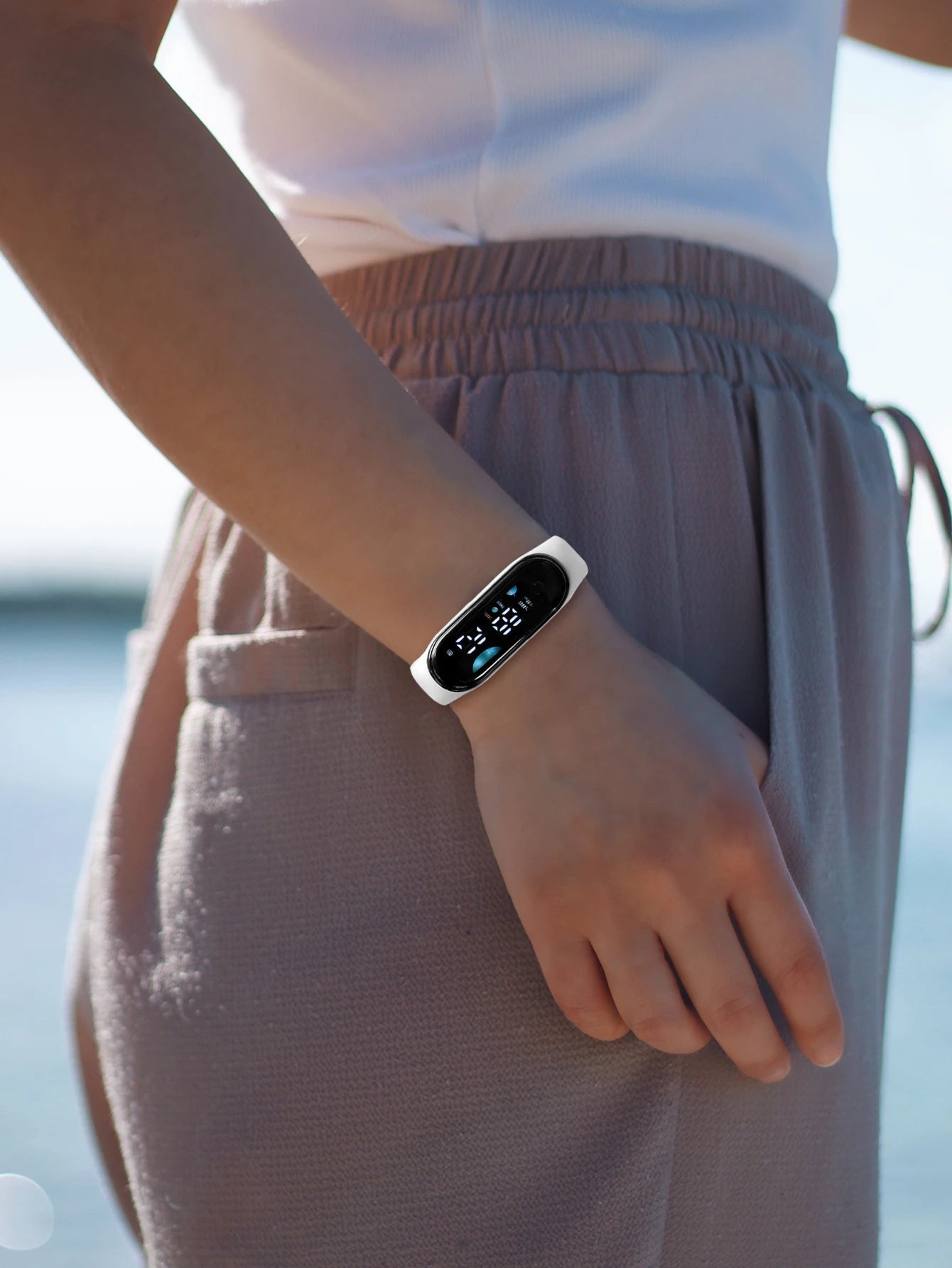 Children's Smart Sports Watch Bracelet LED Date Touch Screen Electronic Watch Boys and Girls Student Festival Gift