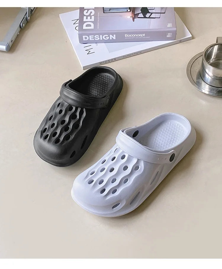 Fashion Women Slippers New Summer Slippers Outdoor Beach Slippers Classic Soft Men Garden Slippers Home Men Clogs Slippers