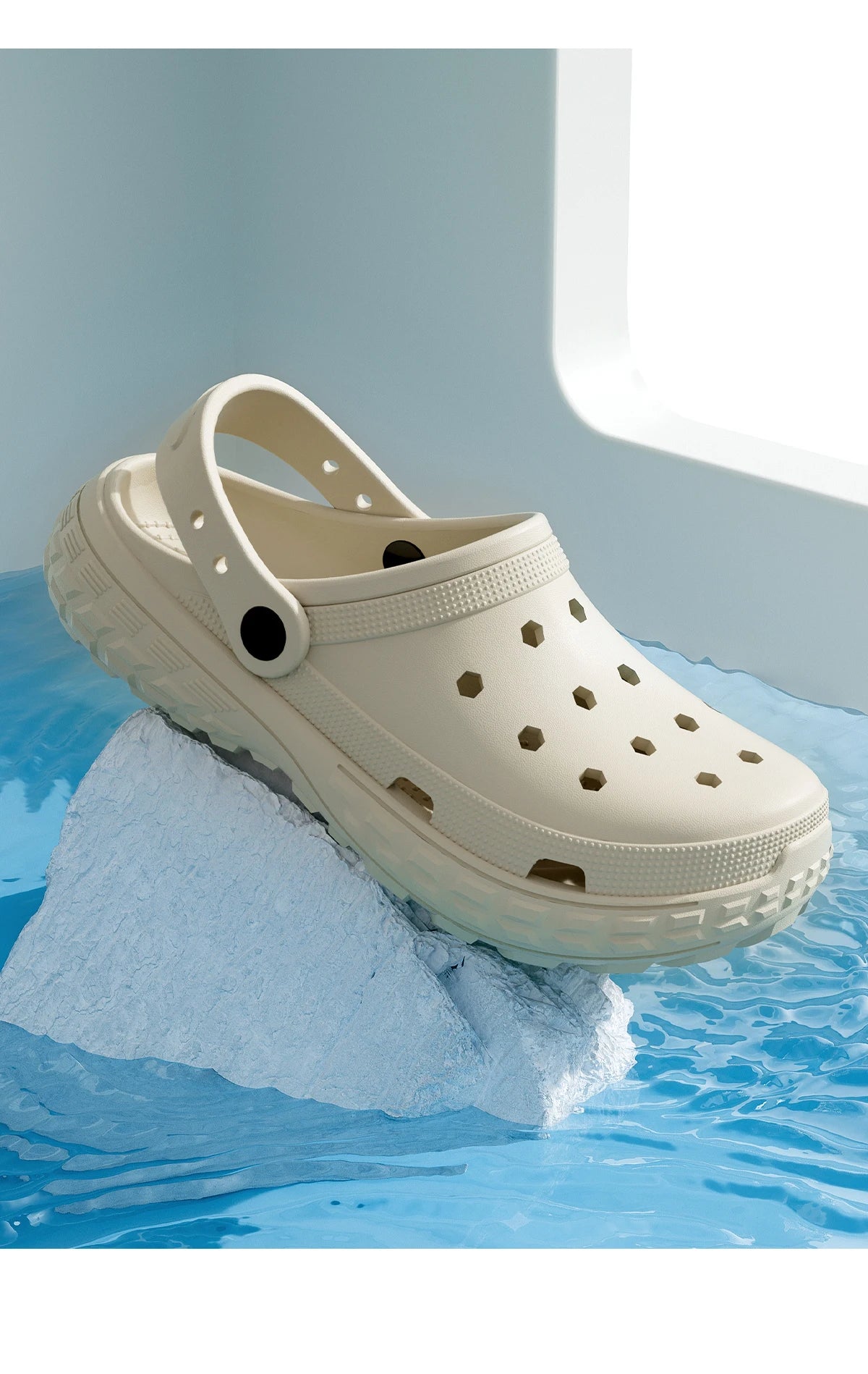 EVA Unisex Hole Shoes Beach Thick Bottom Outdoor Slippers Comfortable Breathable Indoor Slippers