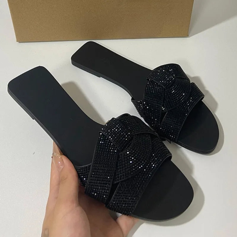 Brand Designer 2024 Summer Flat Women's Slippers Shining Diamond Decoration Open Toe Beach Shoes Outdoor Walk Ladies Slides