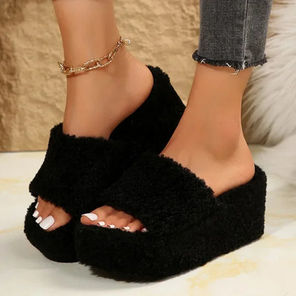2024 Hot Sale Ladies Shoes Plus Size Women's Slippers Fashion Peep Toe Casual Slippers Women New Short Plush Platform Slippers