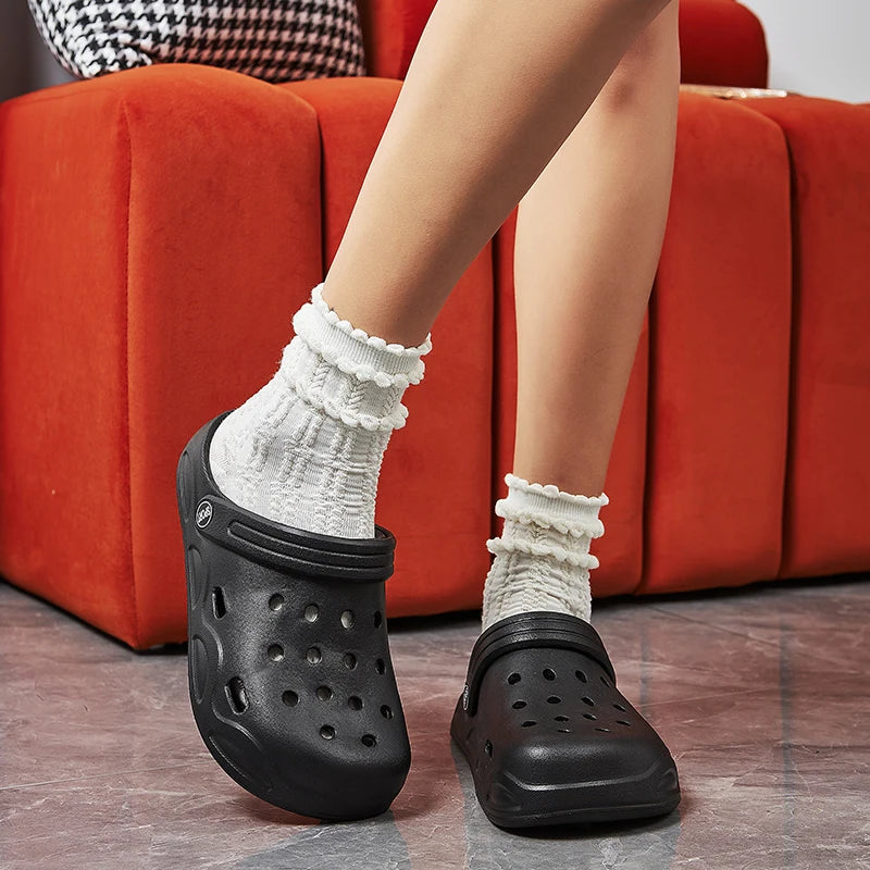 Summer Comfortable Clogs Slippers for Women Lightweight Anti Slip Beach Sandals Woman Fashion White EVA Waterproof Garden Shoes