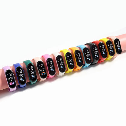Kawaii Smart Watch For Kids Fashion Outdoor Waterproof Sports Kids' Watches Boy Girls Digital Watches Silicone montre enfant