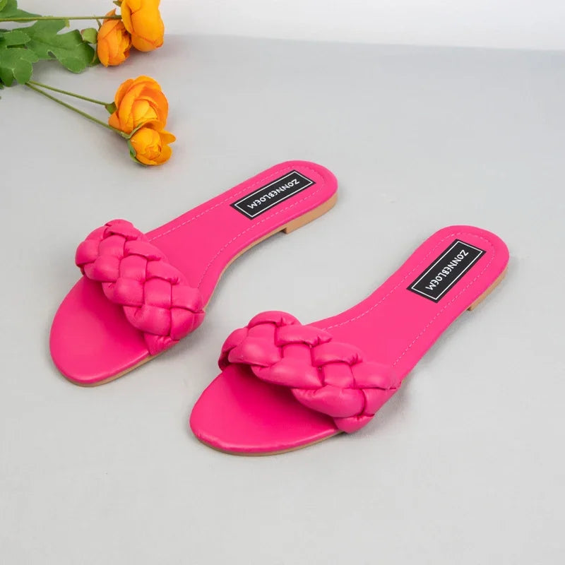 New 2025 Women Flat Outside Slippers Clearance Sale Trendy Weaving Leisure Ladies Beach Shoes Summer Soft Sole Unique Slides