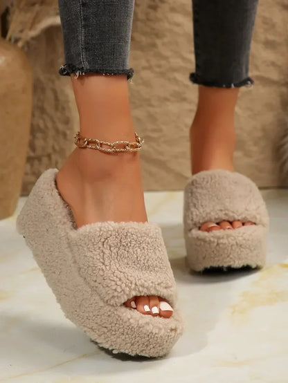 2024 Hot Sale Ladies Shoes Plus Size Women's Slippers Fashion Peep Toe Casual Slippers Women New Short Plush Platform Slippers